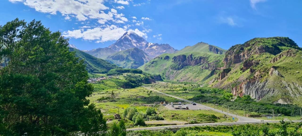 Kazbegi Inn Dış mekan fotoğraf